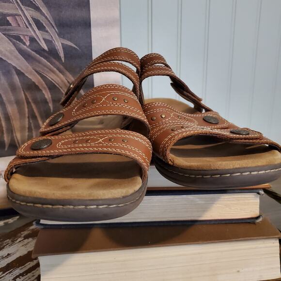 Clarks Collections Sandals Soft Cushion 3 Strap Adjustable Slide On US W12 - Picture 3 of 9